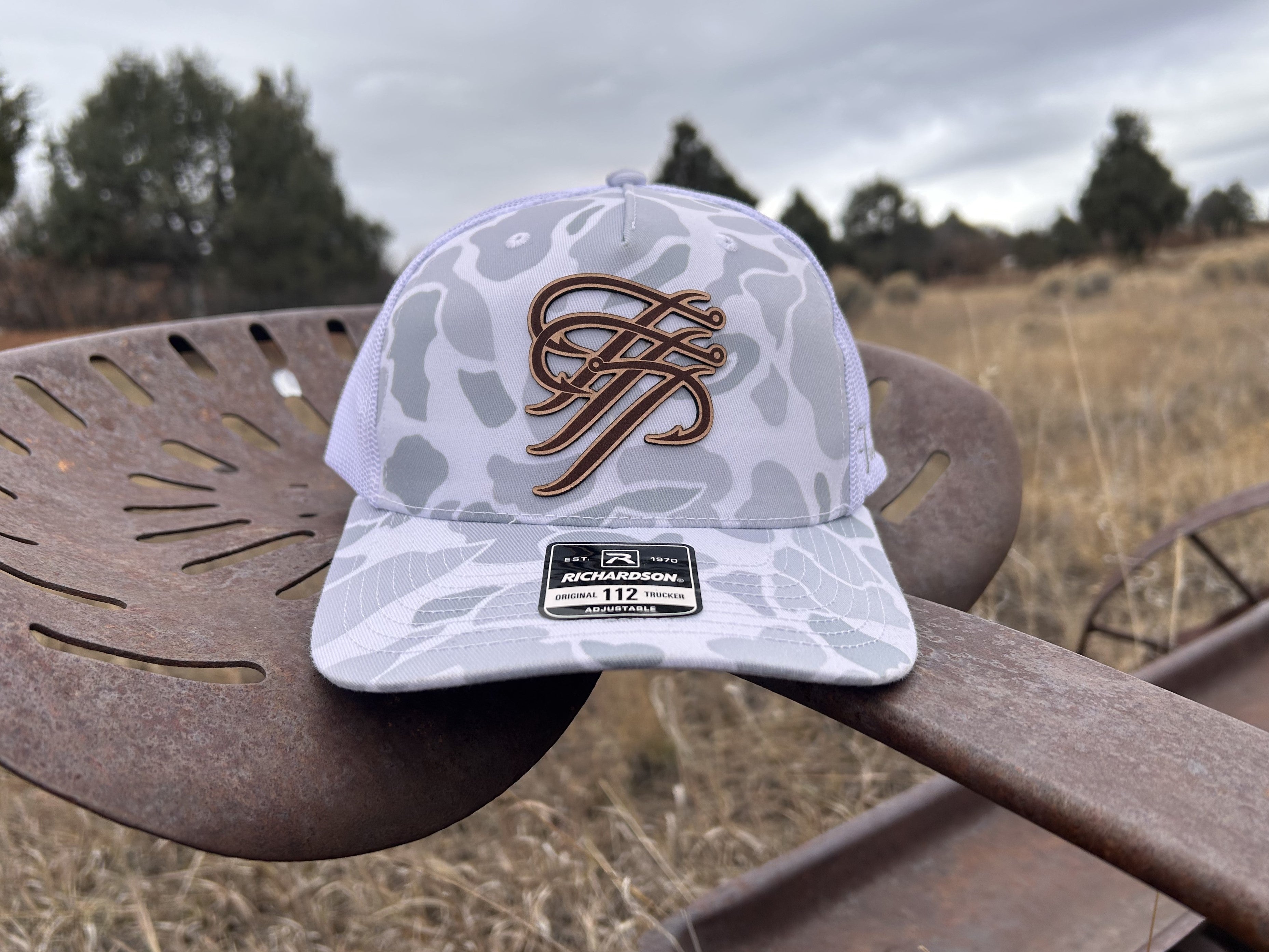 LEATHER CUT CAMO