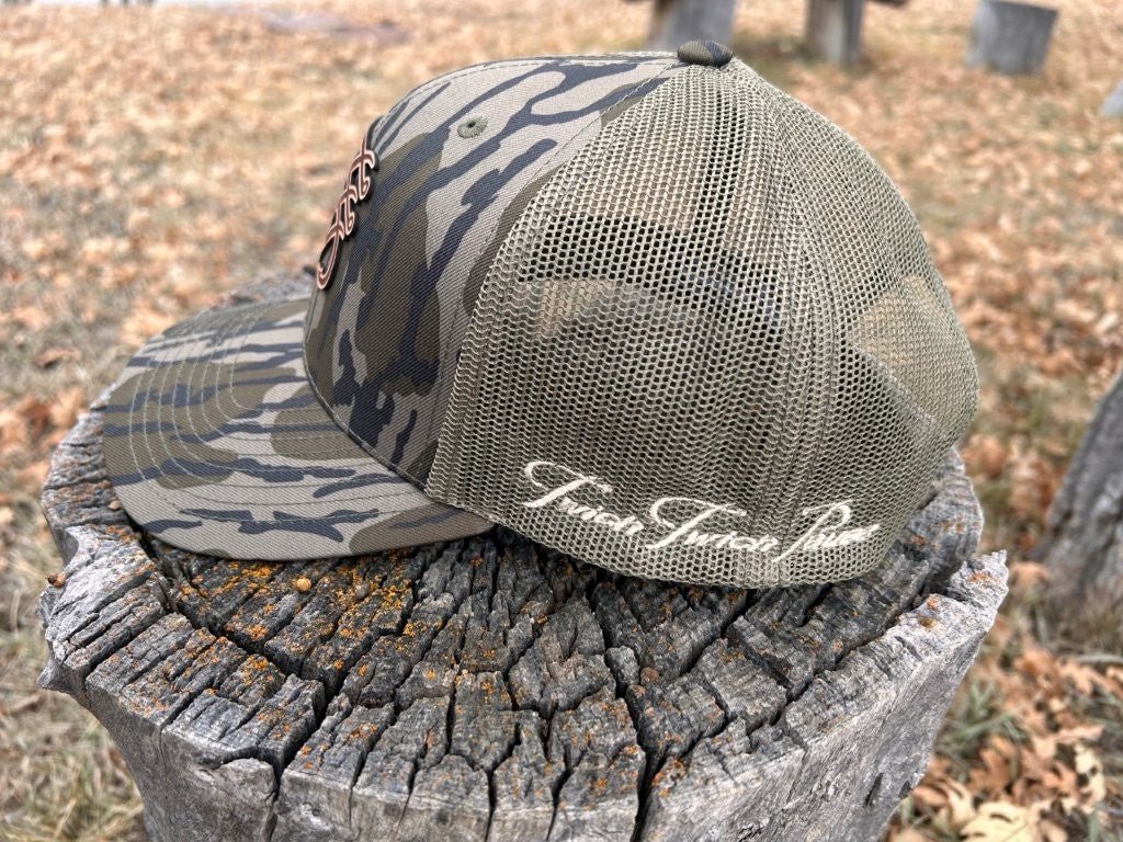 MOSSY OAK BOTTOMLAND - LEATHER PATCH - TTP Outdoors